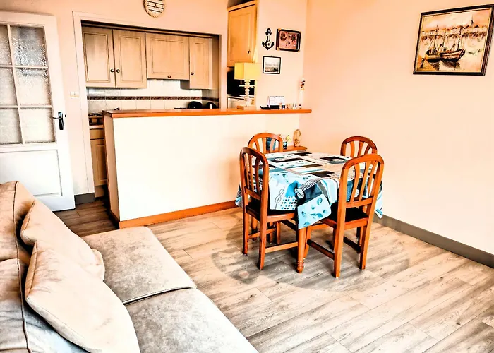 Le Valpa Face Garage